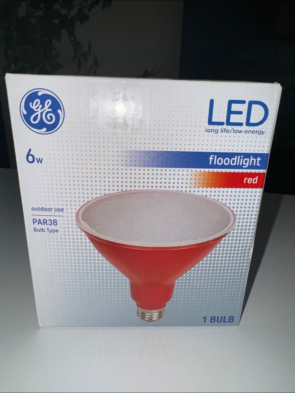 GE LED Red Floodlight PAR38 6W Outdoor Use